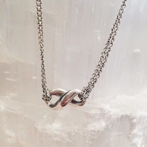 Tiffany & Co - Infinity Necklace